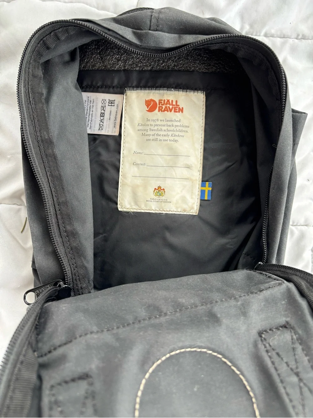 Fjallraven Kanken Mini Backpack Black Small Fox Logo Vinyl Patch